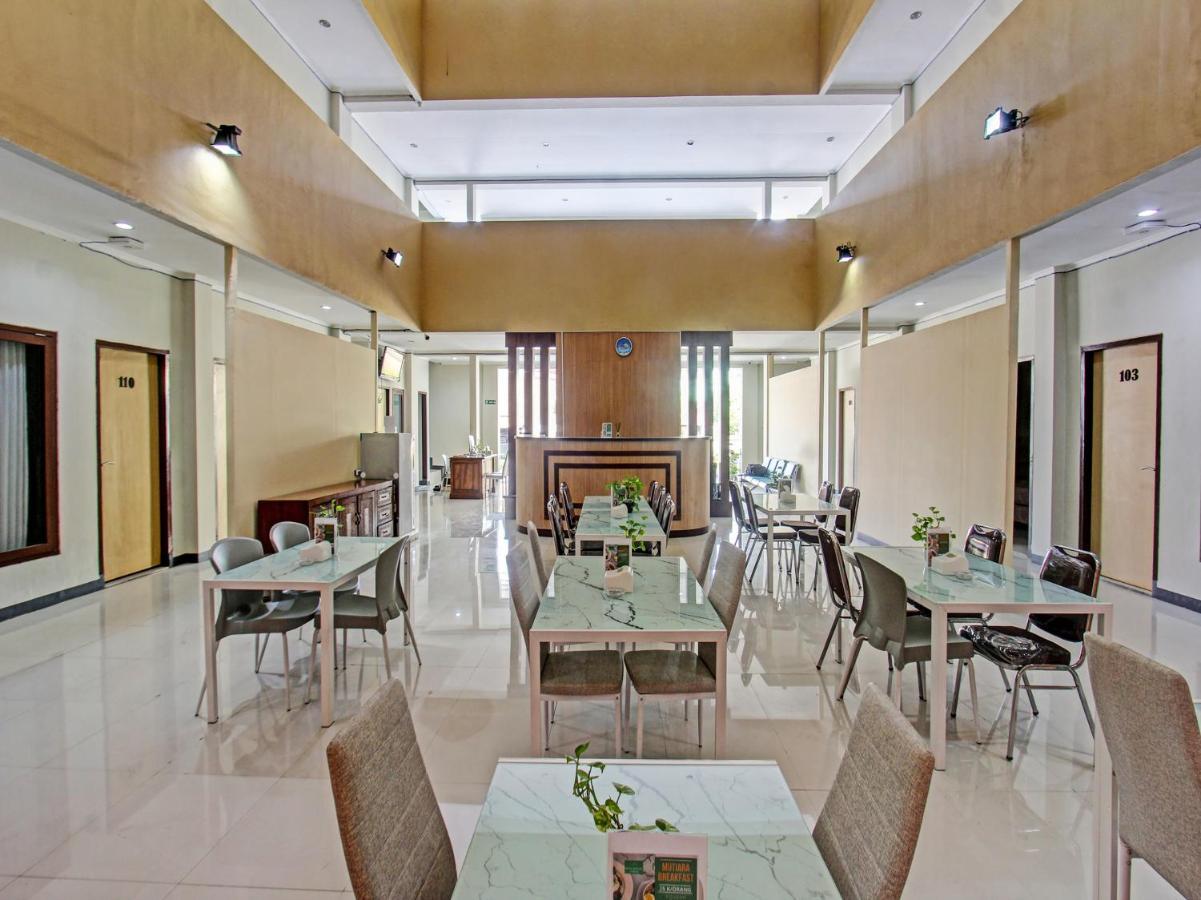 Oyo 91617 Hotel Mutiara Lombok Luaran gambar