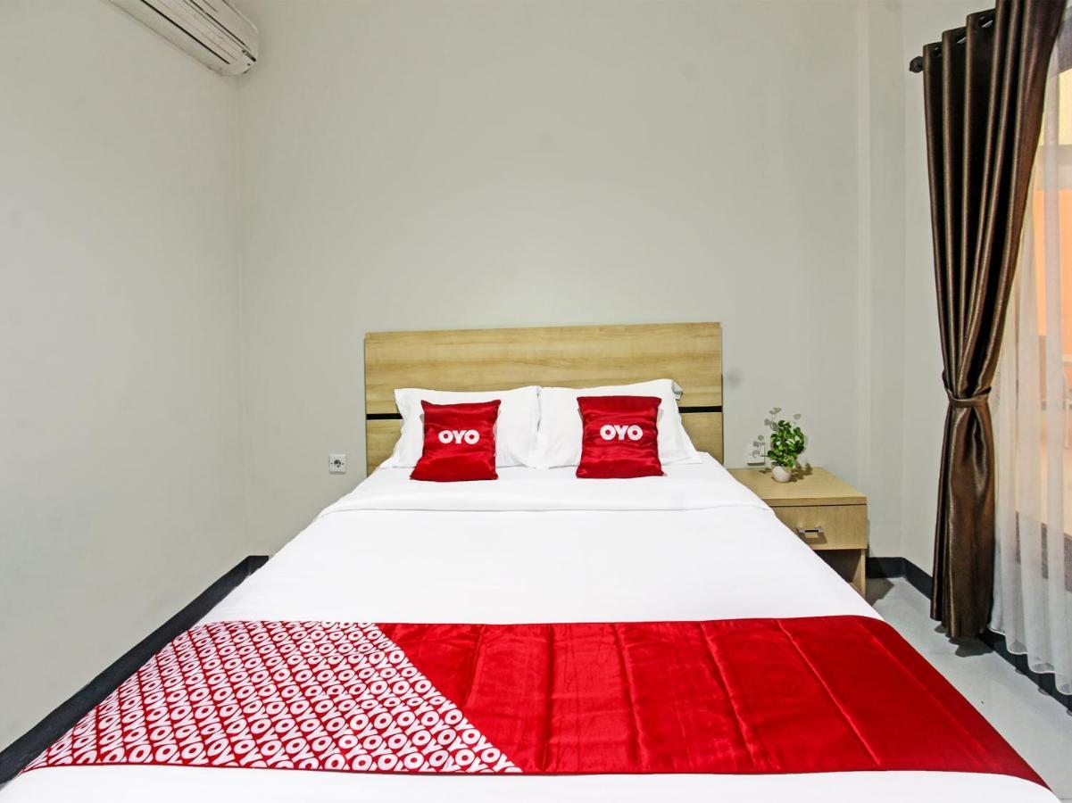 Oyo 91617 Hotel Mutiara Lombok Luaran gambar