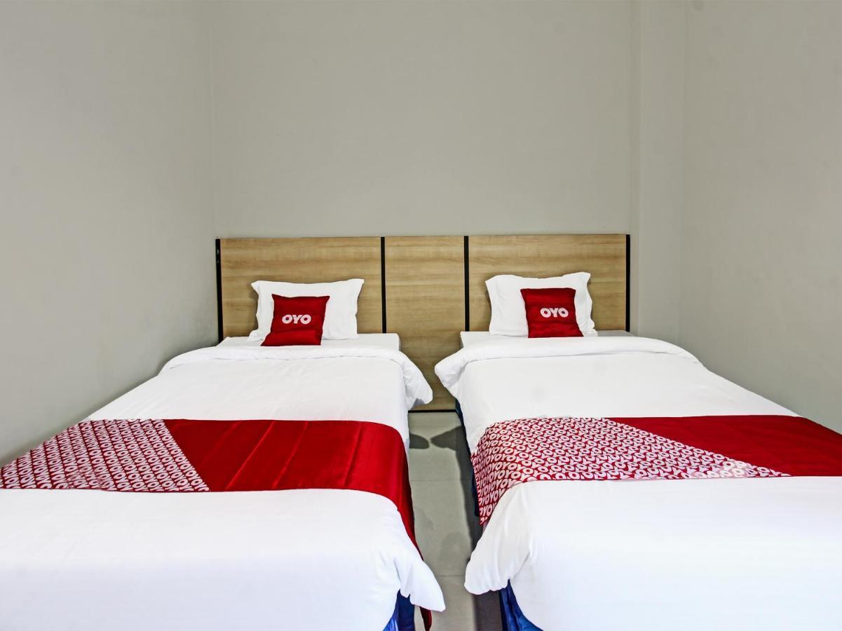 Oyo 91617 Hotel Mutiara Lombok Luaran gambar