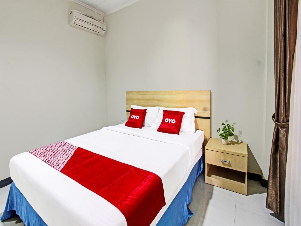 Oyo 91617 Hotel Mutiara Lombok Luaran gambar