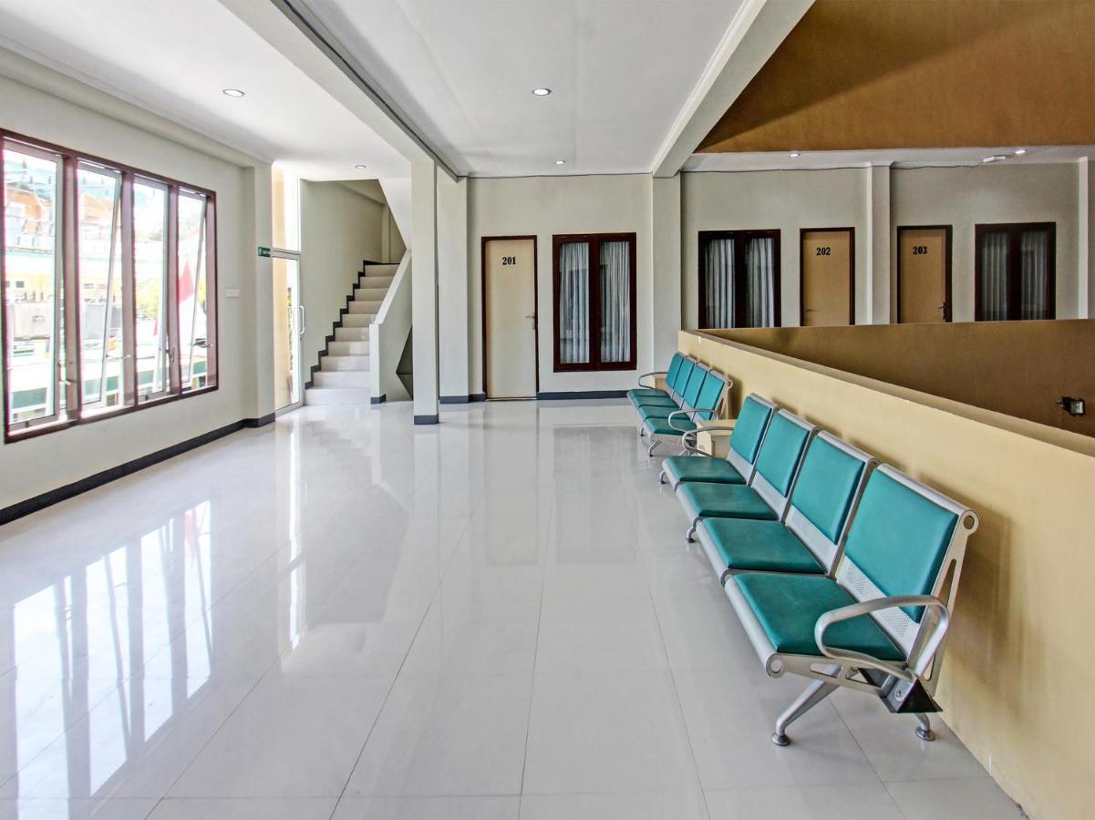 Oyo 91617 Hotel Mutiara Lombok Luaran gambar